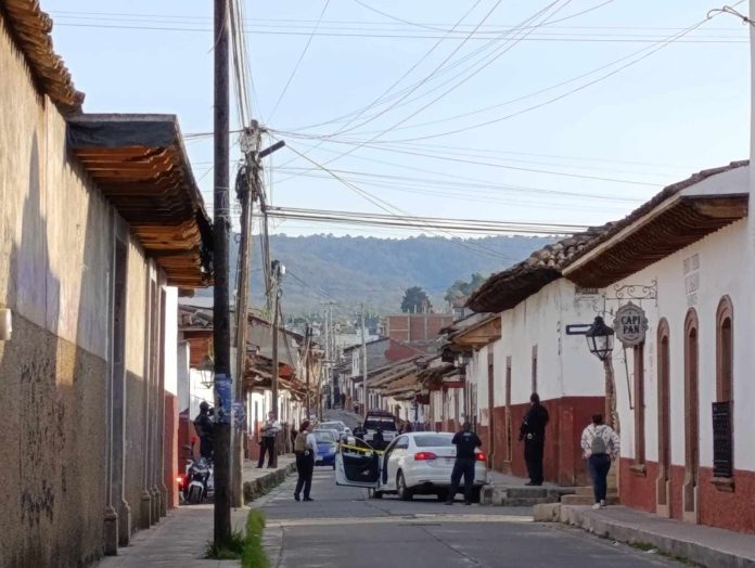 Enfrentamiento entre policías y empistolados en Pátzcuaro deja un muerto y un detenido