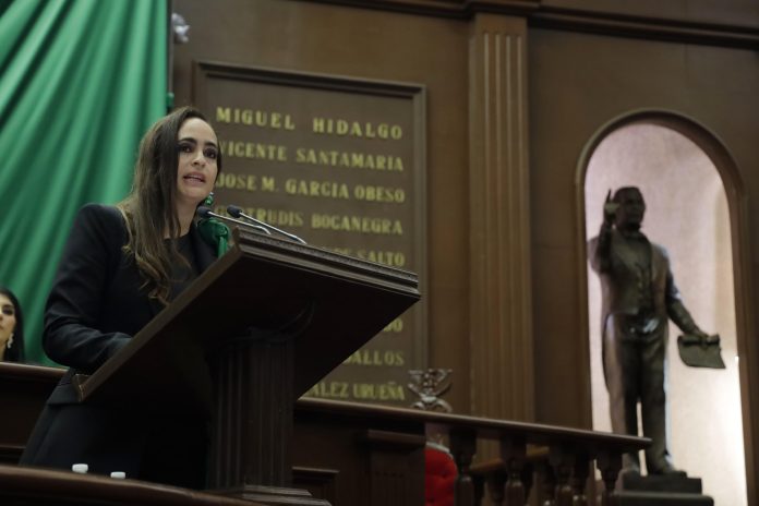 Propone Sandra Arreola sancionar por igual la tentativa de feminicidio y el feminicidio en Michoacán