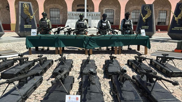 Llega a Michoacán armamento de alto calibre para el Ejército