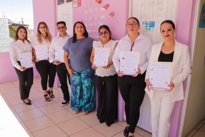 Entrega González Sánchez certificados en el Estándar de Competencia para el Cuidado Básico de la Persona Adulta Mayor en Domicilio