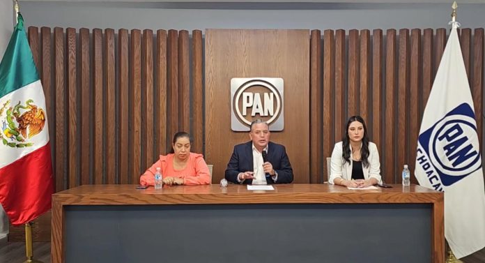 Líder del PAN critica falta de apoyo gubernamental a madres buscadoras
