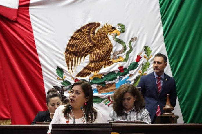 Refrenda Belinda Iturbide compromiso con las mujeres indígenas