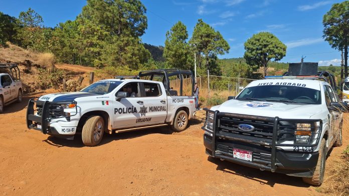 Tras persecución y balacera atrapan a presunto robacarros, en Caltzontzin