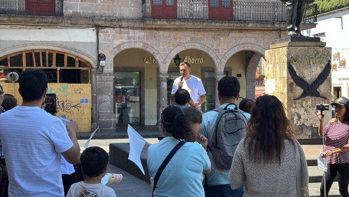 Con bocina y micrófono, arranca campaña candidato al Poder Judicial Con bocina y micrófono, arranca campaña candidato al Poder Judicial