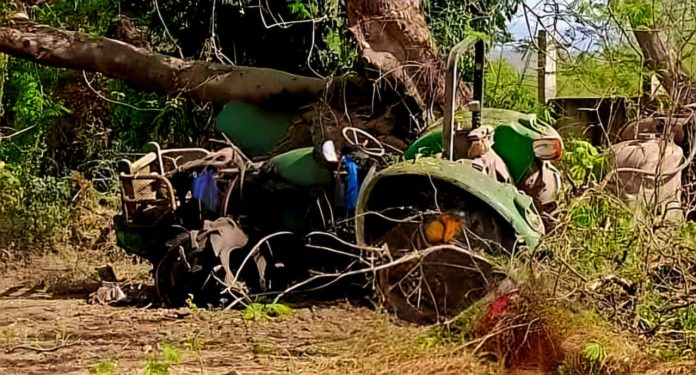 Jornalero herido tras estallido de explosivo tipo mina, en Loma de Los Hoyos