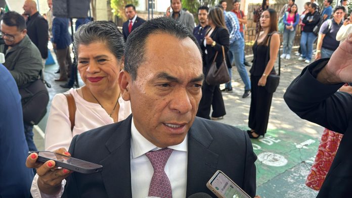 El fiscal de Michoacán, Adrián López Solís señaló que no es necesario ingresar, en este momento, a la Escuela Normal Rural “Vasco de Quiroga”