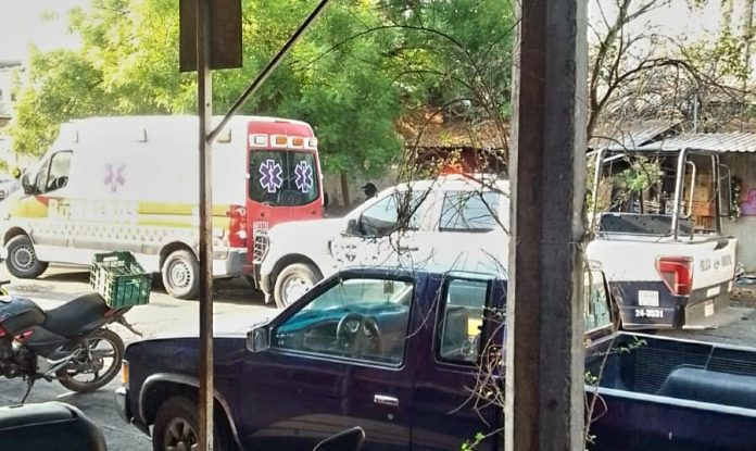 Localizan a hombre sin vida entre basura, junto al Mercado Municipal de Apatzingán