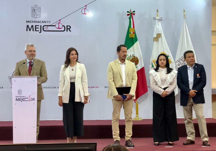 Acuerdo con la federación para regularizar trámites, permitirá sumar el tercer ciclo escolar completo en Michoacán: SEE