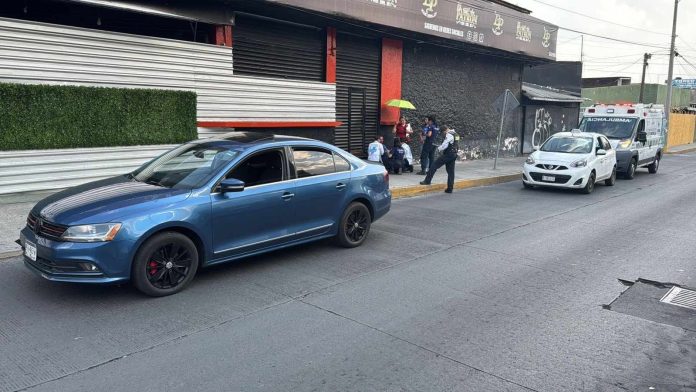 #Seguridad #Morelia La joven de 23 años de edad intentó aventarse de lo alto de un puente peatonal, localizado entre la Universidad Autónoma Chapingo y el CBTis 149. #postdatanews https://postdata.news/joven-intenta-aventarse-de-un-puente-y-policia-morelia-evita-tragedia/