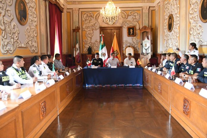 Anuncia Alcalde que Bernardo León se sumará a la Comisión de Seguridad de Morelia Anuncia Alcalde que Bernardo León se sumará a la Comisión de Seguridad de Morelia