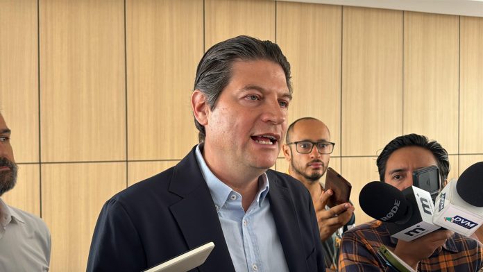 Bernardo León se integra como consultor de la comisión de Seguridad de Morelia Bernardo León se integra como consultor de la comisión de Seguridad de Morelia