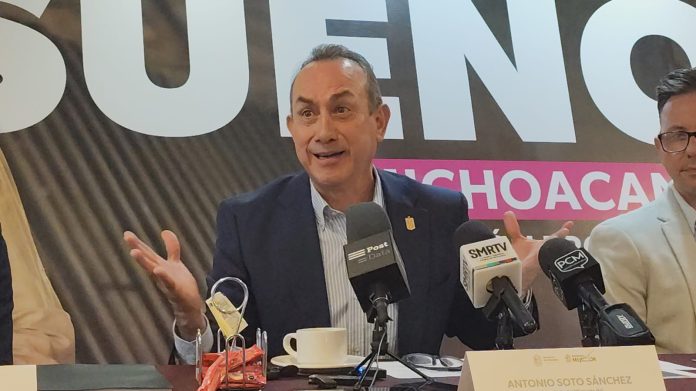 Gravar las remesas afectaría a millones de familias mexicanas: SEMIGRANTE