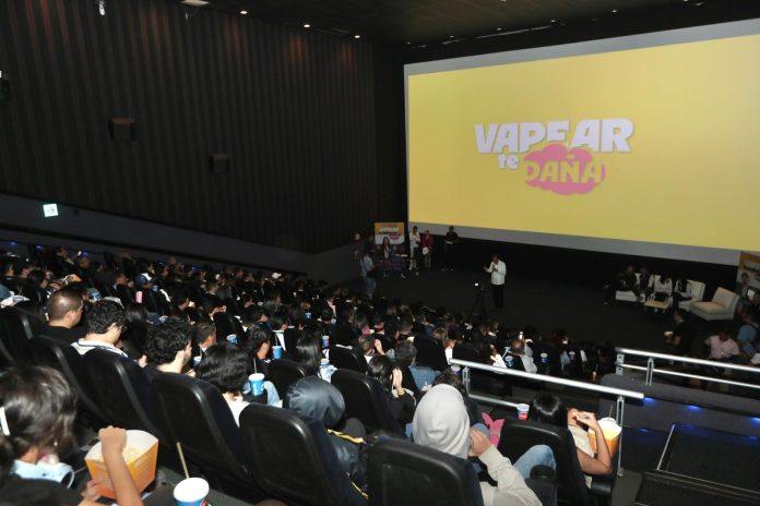 Estudiantes de la UVAQ dominan en Concurso de Cineminuto para prevenir sobre el uso del vapeador