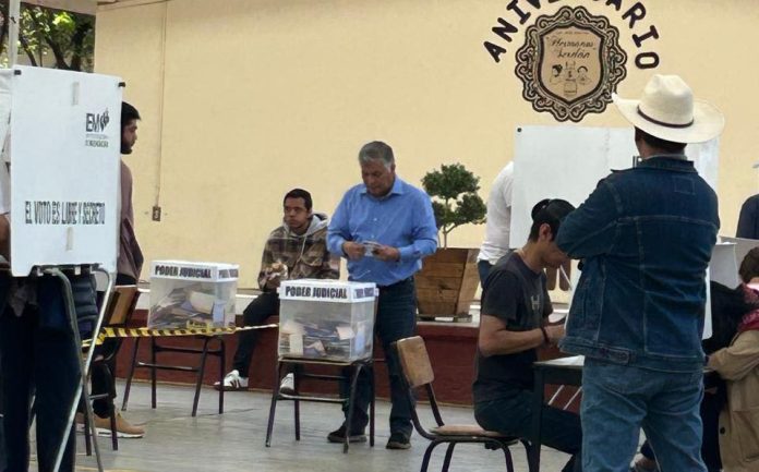 Pide Jesús Sierra, recuento de votos y revisión de expedientes de contrincantes en la elección Judicial