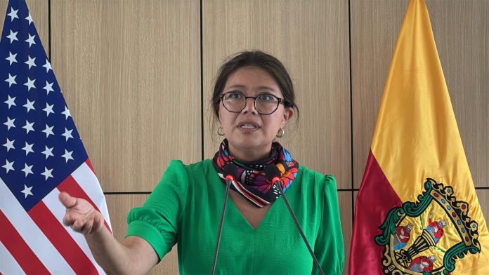 En su visita a Morelia, la senadora estadounidense por el estado de Illinois, Karina Villa, consideró que el trasiego de armas