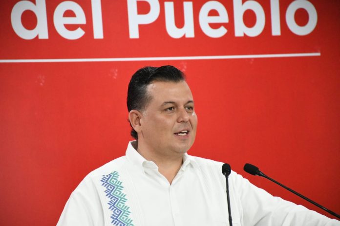 Dobló Memo Valencia la recompensa por información de presuntos responsables del homicidio de mezcalero