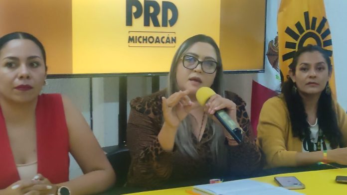 En ausencia del dirigente, PRD Michoacán responde a acusaciones de violencia política contra Brisa Arroyo En ausencia del dirigente, PRD Michoacán responde a acusaciones de violencia política contra Brisa Arroyo