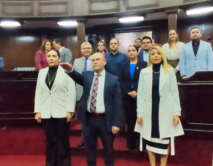 Rinde protesta por segunda ocasión, Marco Antonio Bravo, como auditor Superior de Michoacán
