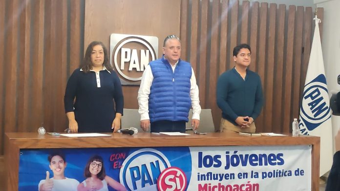 “El PAN no le debe nada al PRD; en todo caso, el PRD nos debe una senaduría”: Carlos Quintana “El PAN no le debe nada al PRD; en todo caso, el PRD nos debe una senaduría”: Carlos Quintana