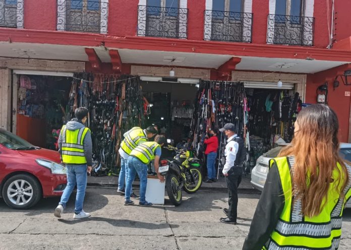 Policía Morelia retirará objetos que aparten lugares en la vía pública