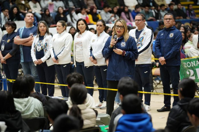 A tener las mejores calificaciones para obtener el Pase por Excelencia, invita Yarabí Ávila a aspirantes del Bachillerato