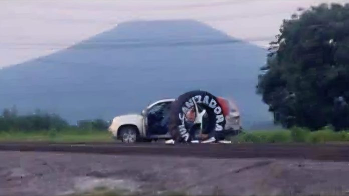 Asesinato dos hombres