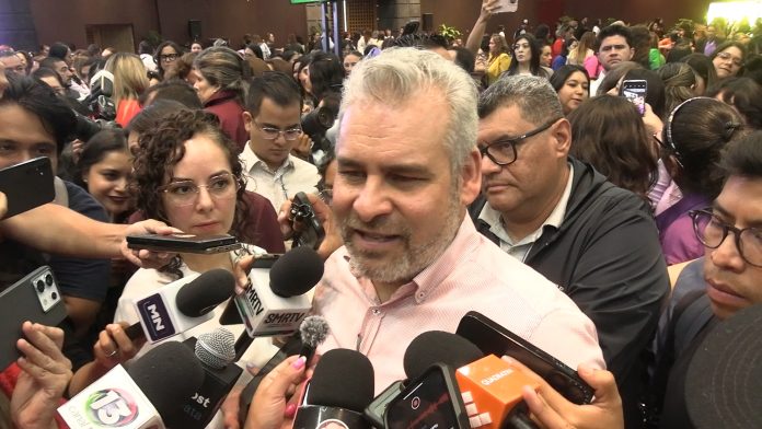Alternancia de género en la gubernatura, no busca cerrarle el paso a ningún hombre: Ramírez Bedolla