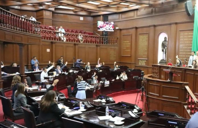 Legisladores fortalecen atribuciones de la Comisión de Derechos Humanos