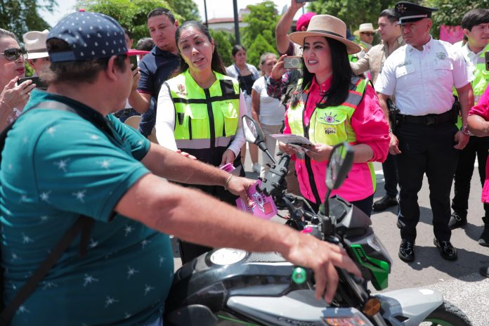 ¡Ponte el casco! Motos son foco rojo en accidentes de tránsito: Gladyz Butanda ¡Ponte el casco! Motos son foco rojo en accidentes de tránsito: Gladyz Butanda