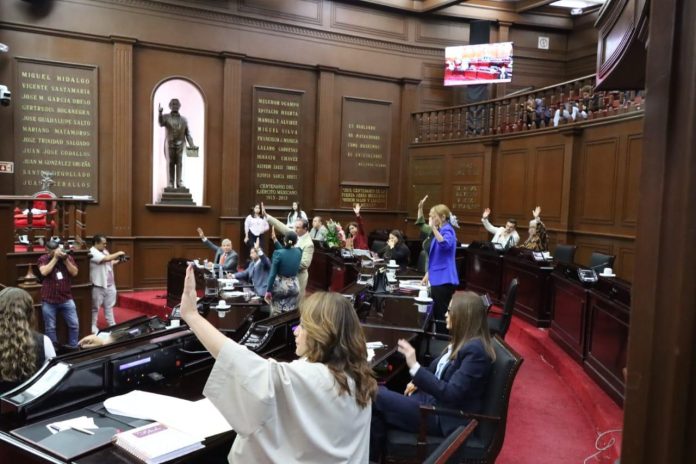 Con una productividad a la alza, cierra 76 Legislatura su primer año de actividades Con una productividad a la alza, cierra 76 Legislatura su primer año de actividades