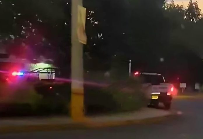 Abandonan cadáver decapitado de una mujer en la glorieta a Chandio Abandonan cadáver decapitado de una mujer en la glorieta a Chandio
