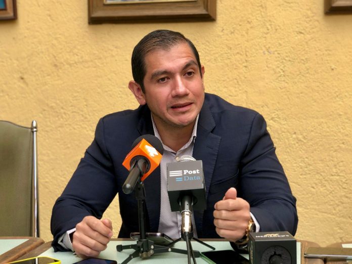 Acusa excandidato parcialidad del TEEM por revertir elección en Uruapan