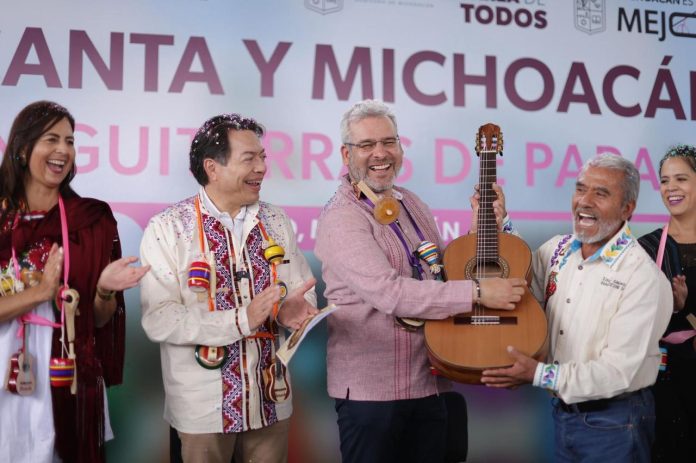 Alfredo y Guitarra