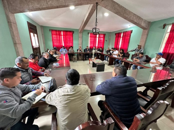 Alcalde de Paracho no está retenido en Nurío: Secretaría de Gobierno Alcalde de Paracho no está retenido en Nurío: Secretaría de Gobierno