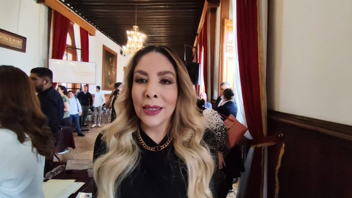 Unidad de hemodiálisis en Zinapécuaro, cerrada por falta de equipo y personal: Belinda Hurtado Unidad de hemodiálisis en Zinapécuaro, cerrada por falta de equipo y personal: Belinda Hurtado