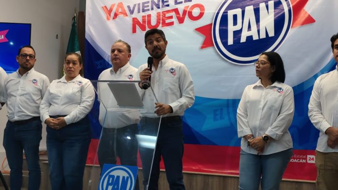 Partido Acción Nacional descarta presuntos nexos delictivos de panistas, como Felipe Calderón Partido Acción Nacional descarta presuntos nexos delictivos de panistas, como Felipe Calderón