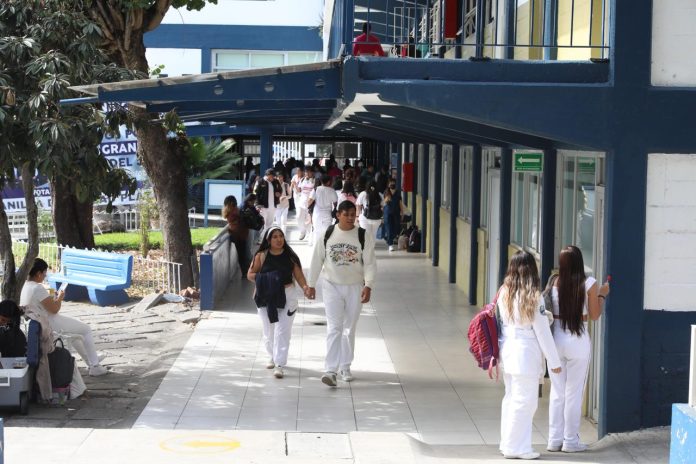 Por iniciar, curso de preparación para el examen de admisión a áreas de la Salud; regístrate Por iniciar, curso de preparación para el examen de admisión a áreas de la Salud; regístrate