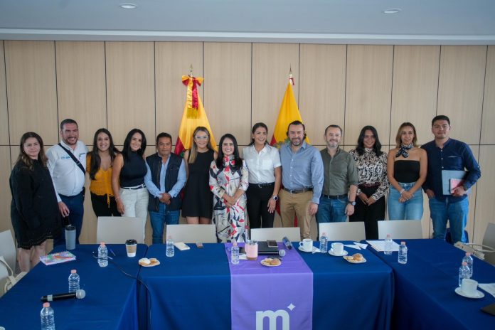 Gestiona Gladyz Butanda anuencia municipal para Teleférico de Morelia