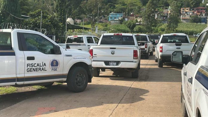 Personal de la FGE es agredido por sujetos armados en Huaniqueo; hay detenidos Personal de la FGE es agredido por sujetos armados en Huaniqueo; hay detenidos