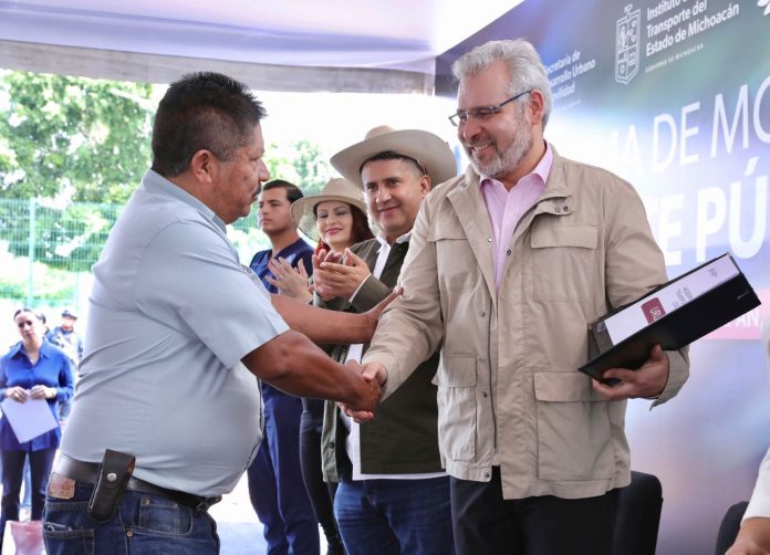 En octubre inicia renovación de unidades del transporte público de Uruapan: Bedolla En octubre inicia renovación de unidades del transporte público de Uruapan: Bedolla