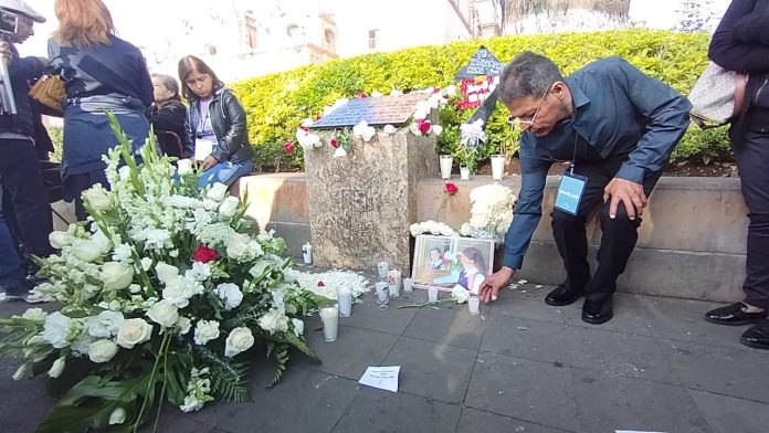 A 17 años de los granadazos en Morelia, sigue pendiente la placa memorial A 17 años de los granadazos en Morelia, sigue pendiente la placa memorial