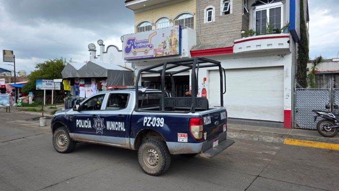 Adolescente resulta herido en ataque armado dentro de tienda en Zamora Adolescente resulta herido en ataque armado dentro de tienda en Zamora