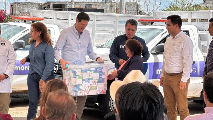Con 1.3 mdp, Alfonso Martínez surte medicamentos a clínicas municipales de Morelia Con 1.3 mdp, Alfonso Martínez surte medicamentos a clínicas municipales de Morelia