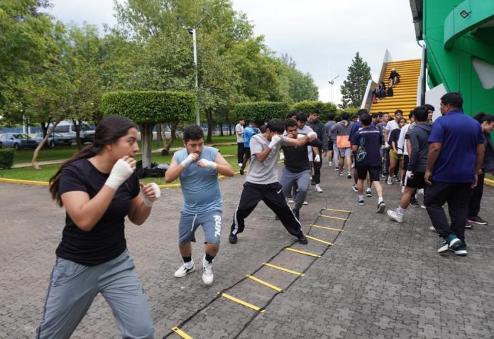 Cerca de mil alumnas y alumnos asistieron a las visorías de la UMSNH Cerca de mil alumnas y alumnos asistieron a las visorías de la UMSNH