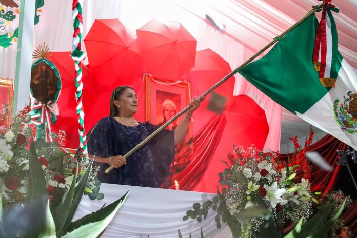 Celebró el pueblo de Quiroga, con orgullo histórico, el Grito de Independencia Celebró el pueblo de Quiroga, con orgullo histórico, el Grito de Independencia