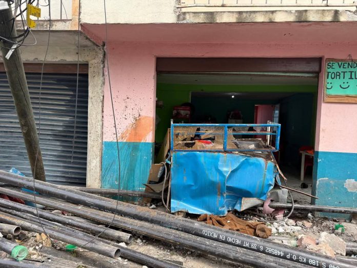 Una mujer muerta y 7 heridos, saldo total del accidente de tráiler en Zitácuaro Una mujer muerta y 7 heridos, saldo total del accidente de tráiler en Zitácuaro