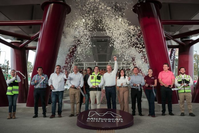 Michoacán construye como nunca; invertidos 40 mil mdp en obra pública: Bedolla Michoacán construye como nunca; invertidos 40 mil mdp en obra pública: Bedolla