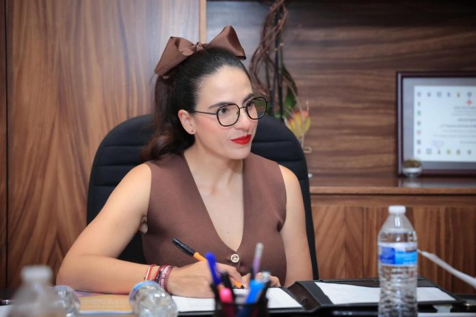 Congreso local recibió propuestas de leyes de ingresos de 113 municipios y dos de Consejos Comunales Congreso local recibió propuestas de leyes de ingresos de 113 municipios y dos de Consejos Comunales