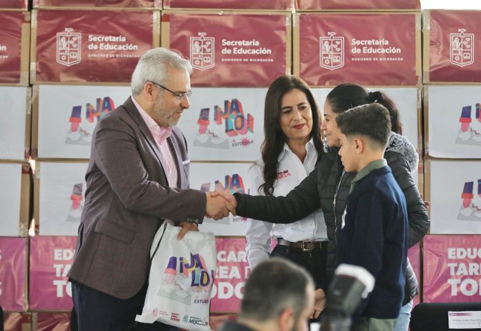 Bedolla consolida a Michoacán como líder nacional en excelencia educativa Bedolla consolida a Michoacán como líder nacional en excelencia educativa