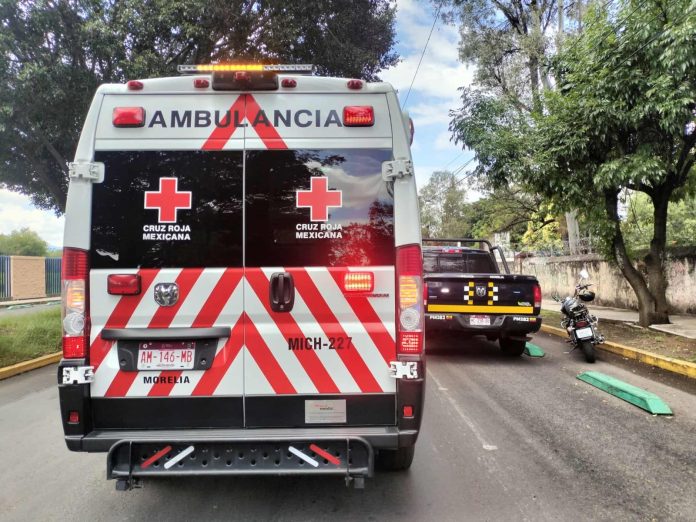 Se registra accidente de moto en la Av. Francisco J. Múgica de Morelia; hay 2 heridos Se registra accidente de moto en la Av. Francisco J. Múgica de Morelia; hay 2 heridos
